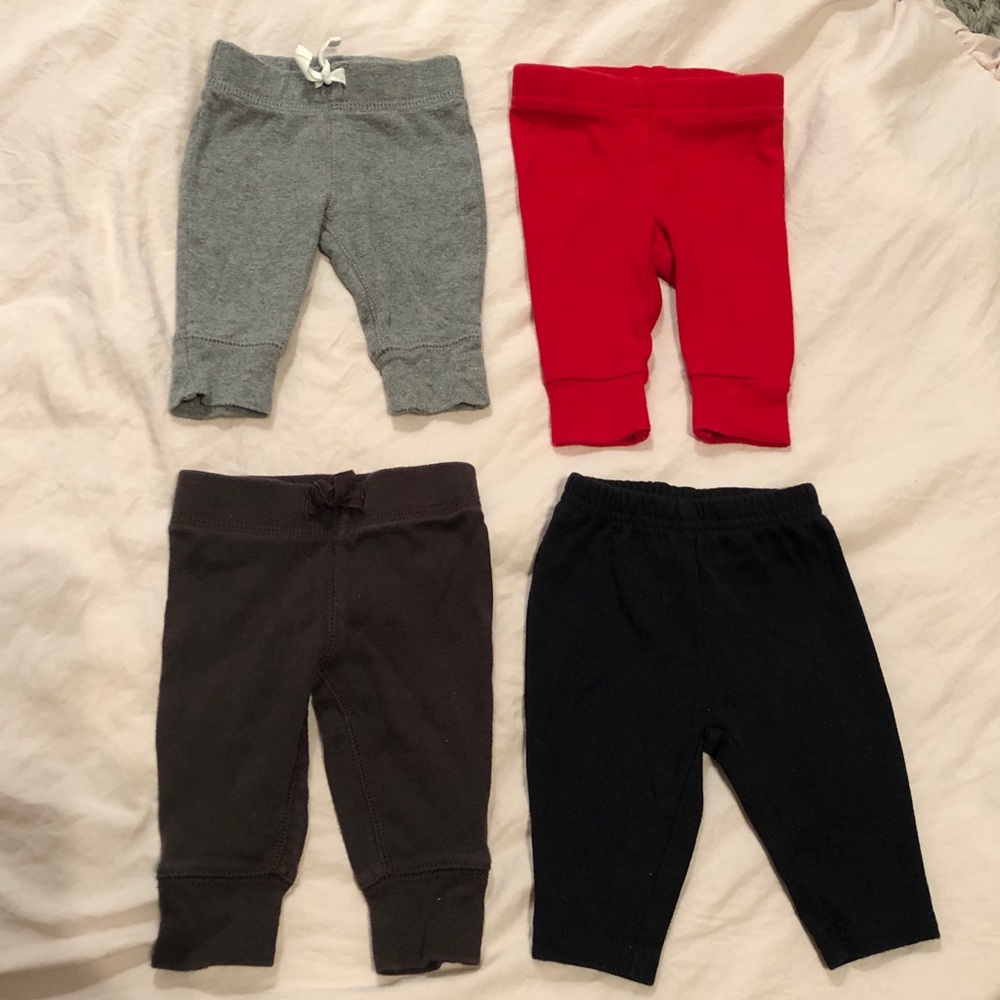 Newborn Carter’s Unisex 4 Pant Lot
